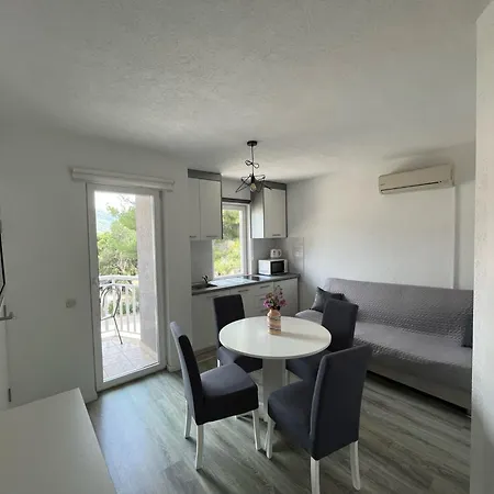 Cubela Apartament Orebić