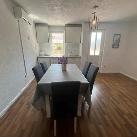 Cubela Apartament *